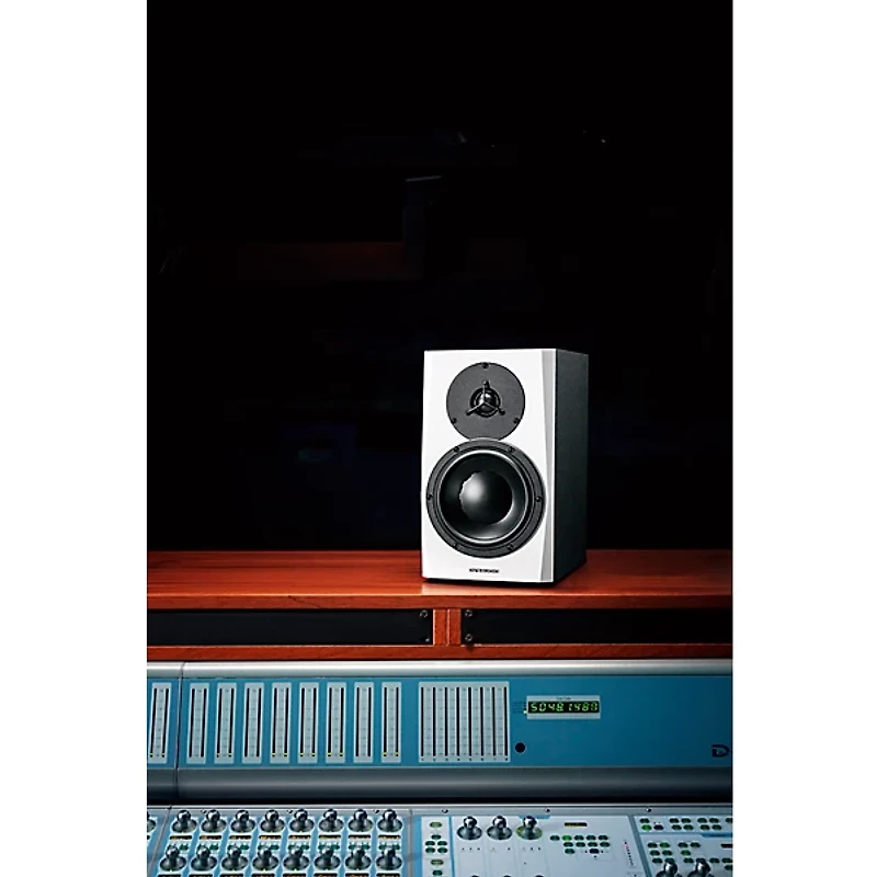 Dynaudio Acoustics LYD 7 7" Powered Studio Monitor (Each), White