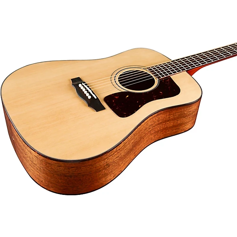 Guild D-40 Traditional Acoustic Guitar Natural