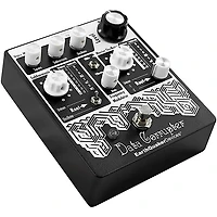 EarthQuaker Devices Data Corrupter Modulated Monophonic Harmonizing PLL