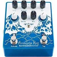 EarthQuaker Devices Avalanche Run V2 Reverb/Delay Effects Pedal and Octoskull T-Shirt Large Black