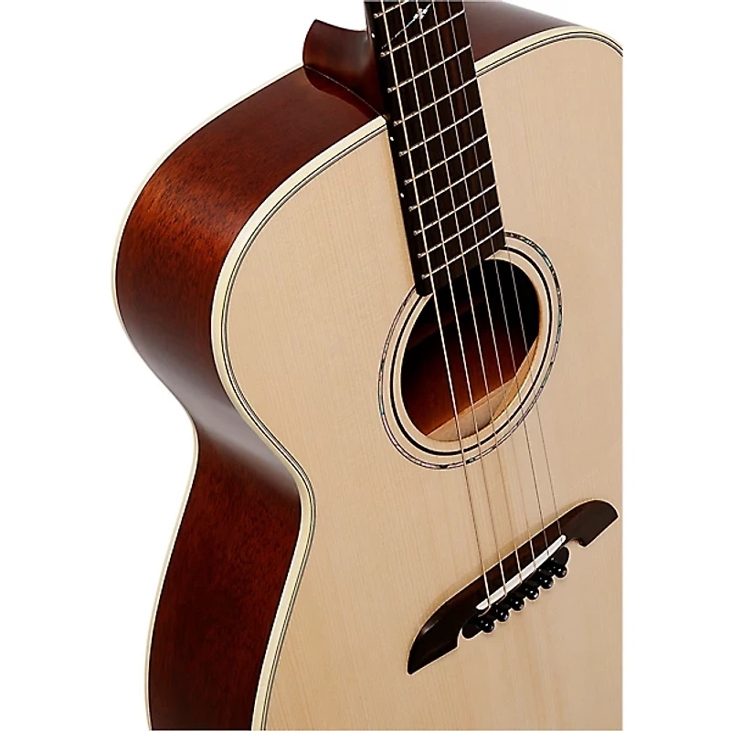 Alvarez Yairi FYM60HD Masterworks OM Adirondack Acoustic Guitar Natural