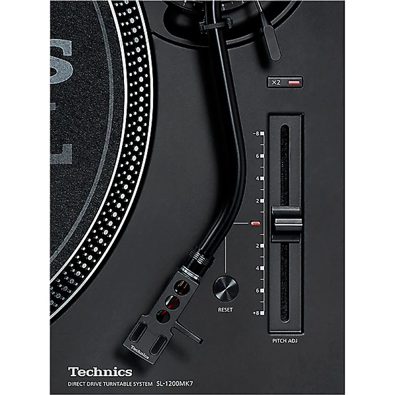 Technics SL-1200MK7 Direct-Drive Professional DJ Turntable