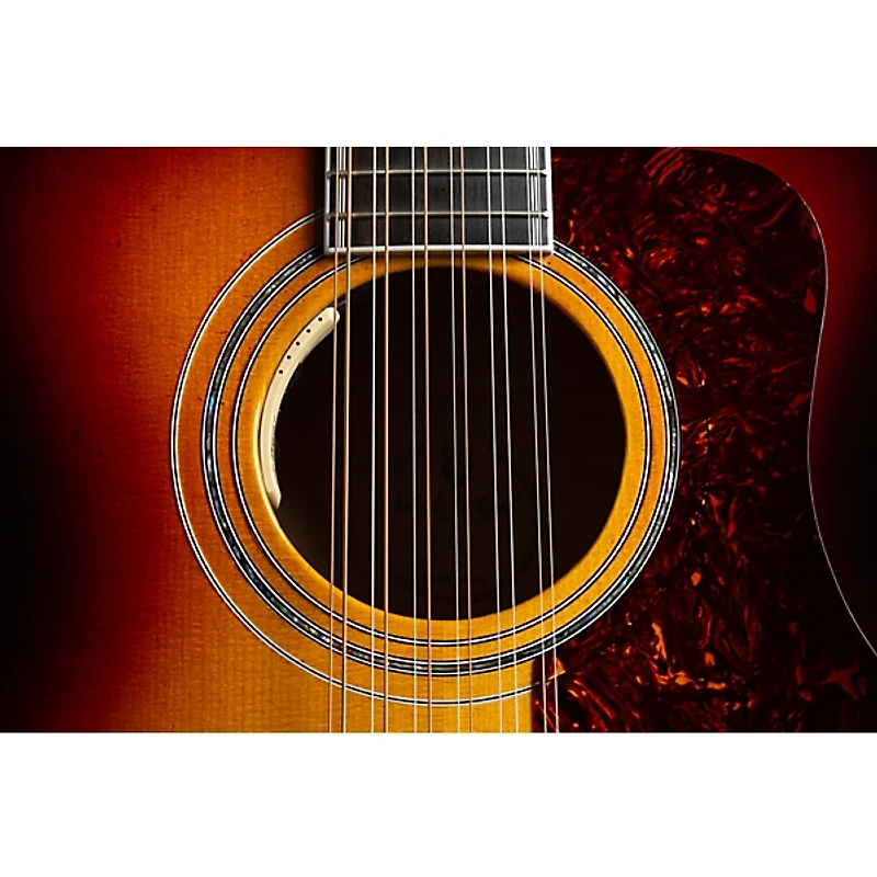 Guild F-512E Maple Jumbo 12-String Acoustic-Electric Guitar