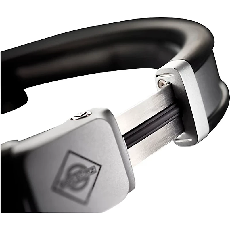 Neumann NDH 20 Closed-Back Studio Monitoring Headphones Silver