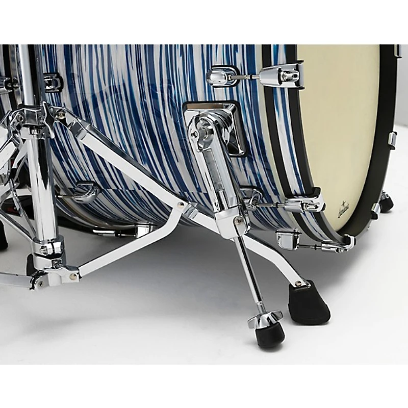 TAMA Starclassic Maple 4-Piece Shell Pack With Chrome Hardware and 22" Bass Drum Blue & White Oyster