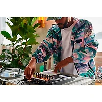 Native Instruments MASCHINE+ Standalone Groovebox and Sampler