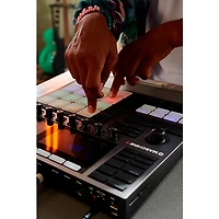 Native Instruments MASCHINE+ Standalone Groovebox and Sampler
