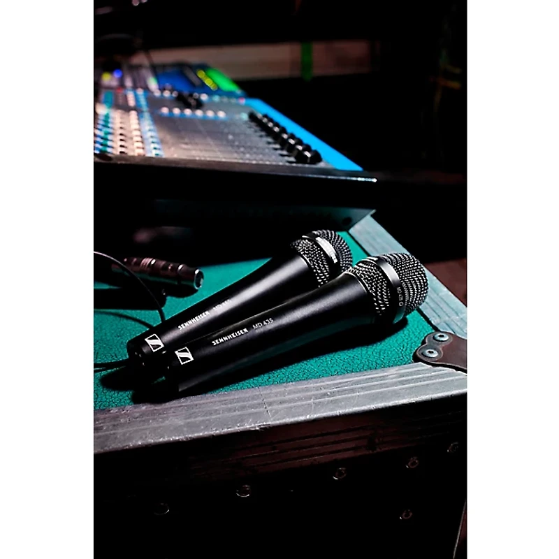 Sennheiser MD 435 Dynamic Vocal Microphone