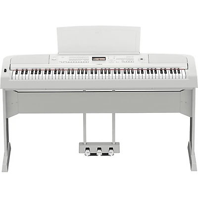 Yamaha DGX-670 Keyboard With Matching Stand & Pedal -