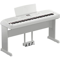 Yamaha DGX-670 Keyboard With Matching Stand & Pedal -