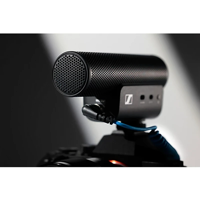 Sennheiser MKE 400 On-Camera Shotgun Microphone