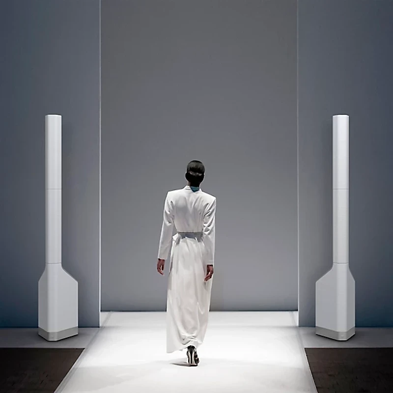 LD Systems MAUI P900 W Porsche Design Powered Column PA System, White