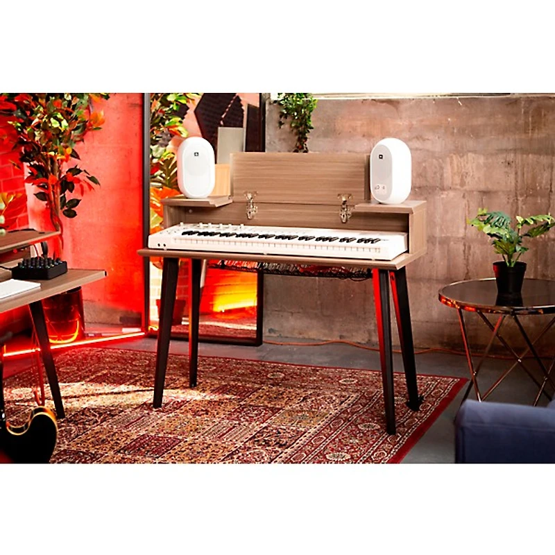 Gator Frameworks GFW-ELITEKEYTBL61 Elite Furniture Series 61-Note Keyboard Table