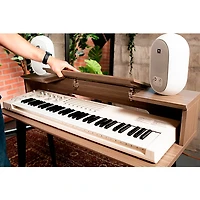 Gator Frameworks GFW-ELITEKEYTBL61 Elite Furniture Series 61-Note Keyboard Table