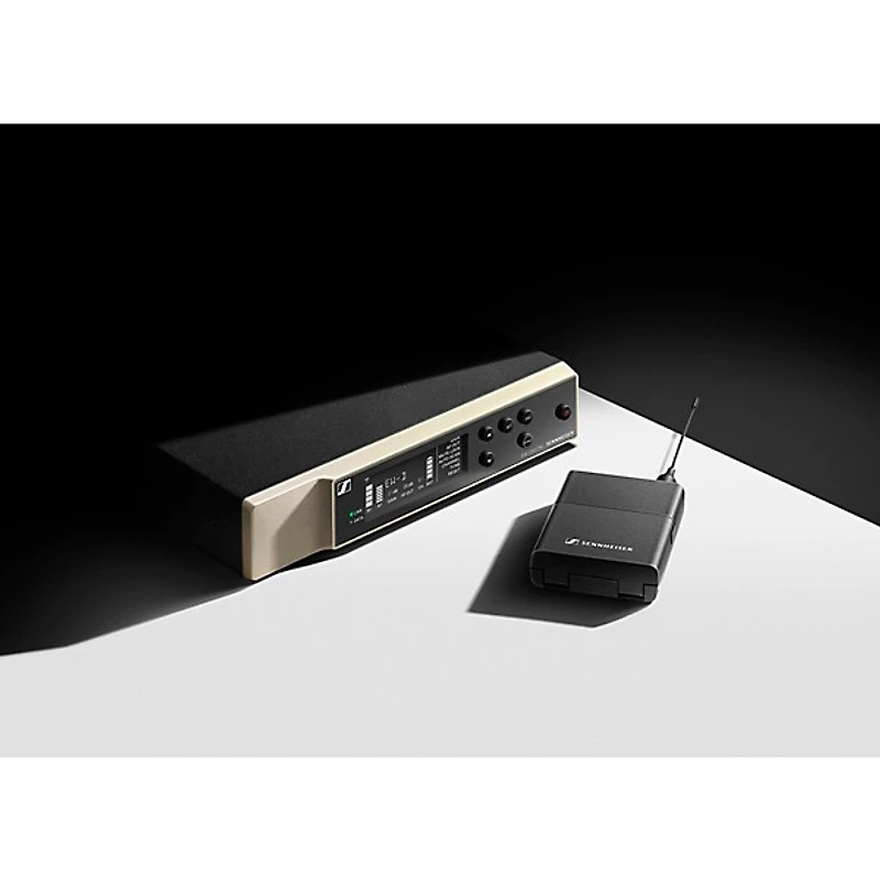 Sennheiser EW-D Evolution Wireless Digital System With SK Receiver and Bodypack Transmitter