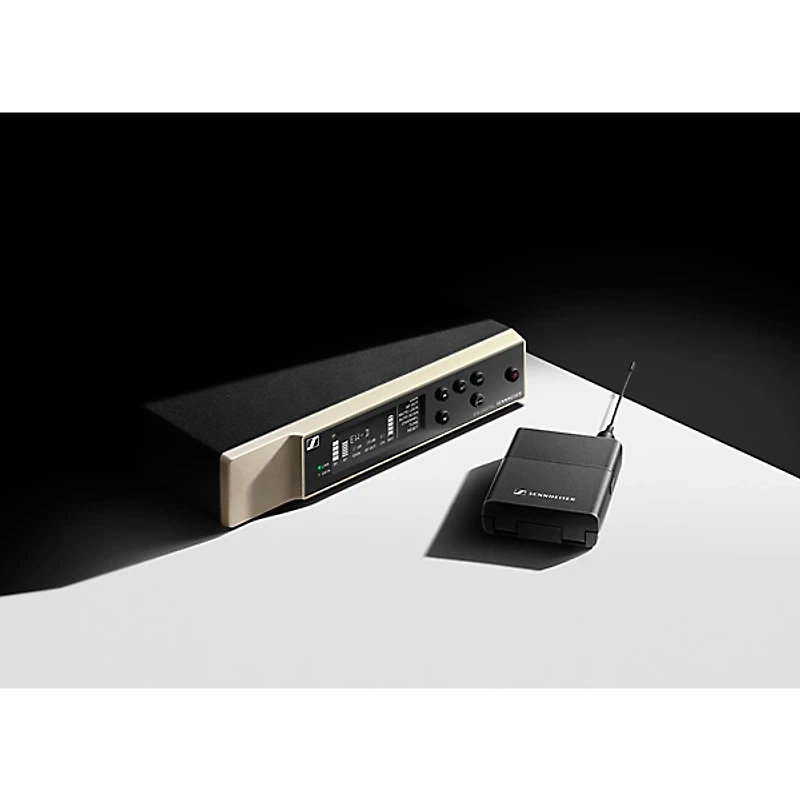 Sennheiser EW-D Evolution Wireless Digital System With SK Receiver and Bodypack Transmitter