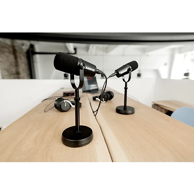 Shure MV7X XLR Podcast Microphone