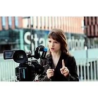 Sennheiser AVX ME2/835 Wireless Digital System With ME 2 Omnidirectional Lavalier and 835 Microphone