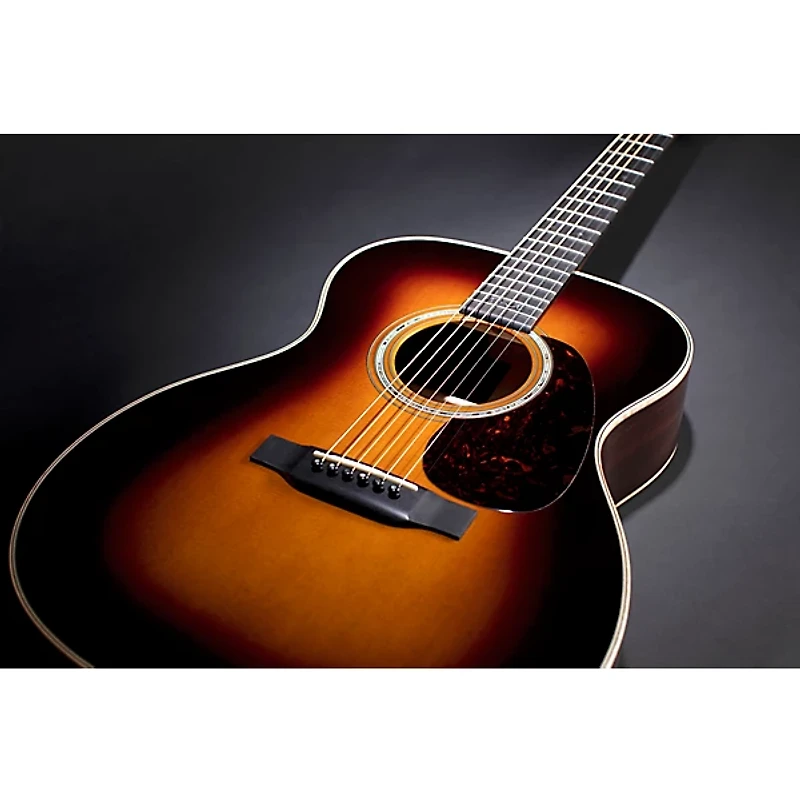 Martin 000-28 Brooke Ligertwood Signature Acoustic Guitar Sunburst