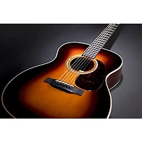 Martin 000-28 Brooke Ligertwood Signature Acoustic Guitar Sunburst