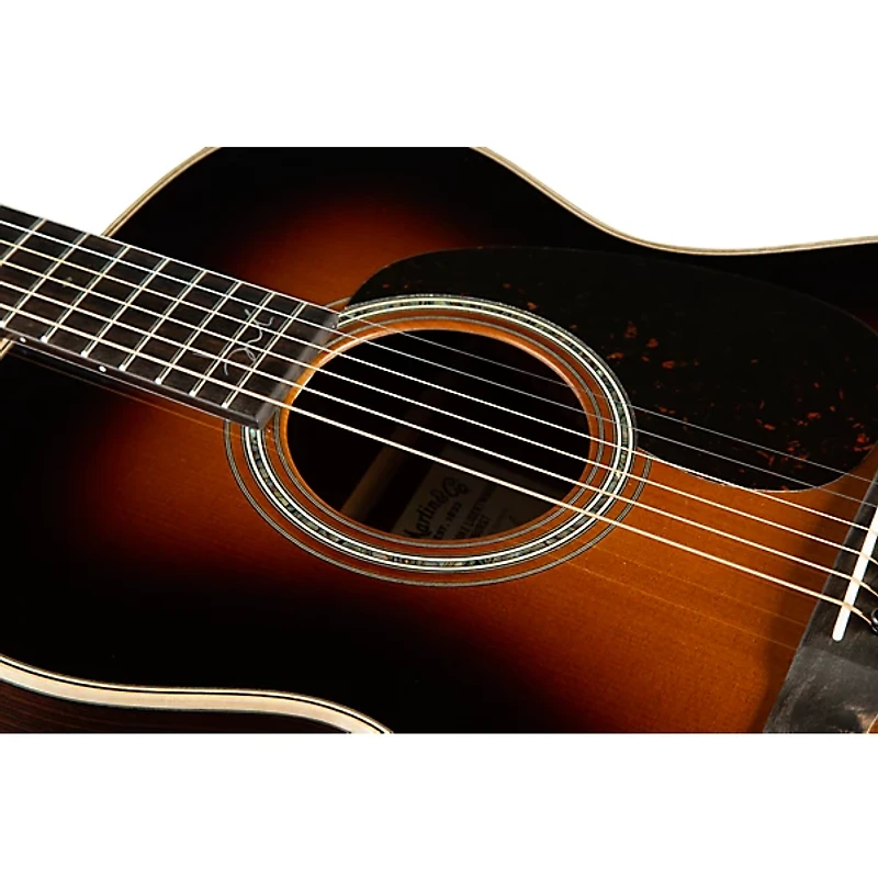 Martin 000-28 Brooke Ligertwood Signature Acoustic Guitar Sunburst