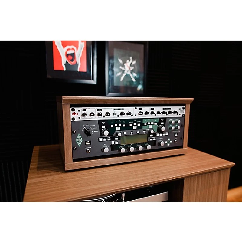 Gator Elite Series Furniture Desktop 8U Studio Rack