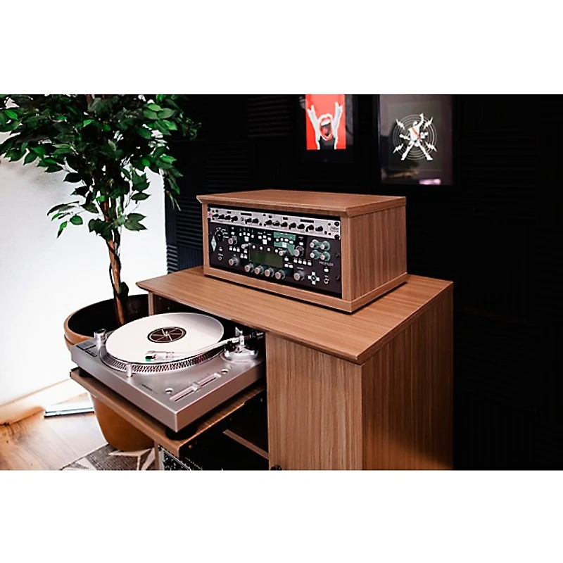 Gator Elite Series Furniture Desktop 8U Studio Rack