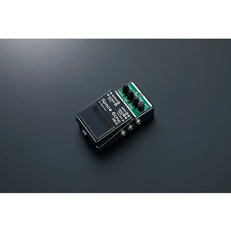 BOSS RE-2 Space Echo Effects Pedal Black