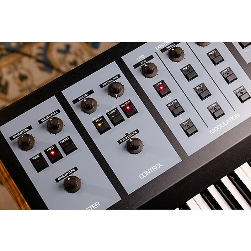 Oberheim OB-X8 8-Voice Polyphonic Analog Synthesizer