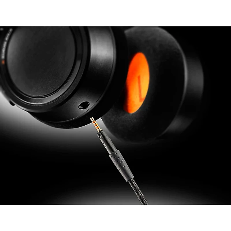 Neumann NDH 20 Closed-Back Studio Monitoring Headphones - Black