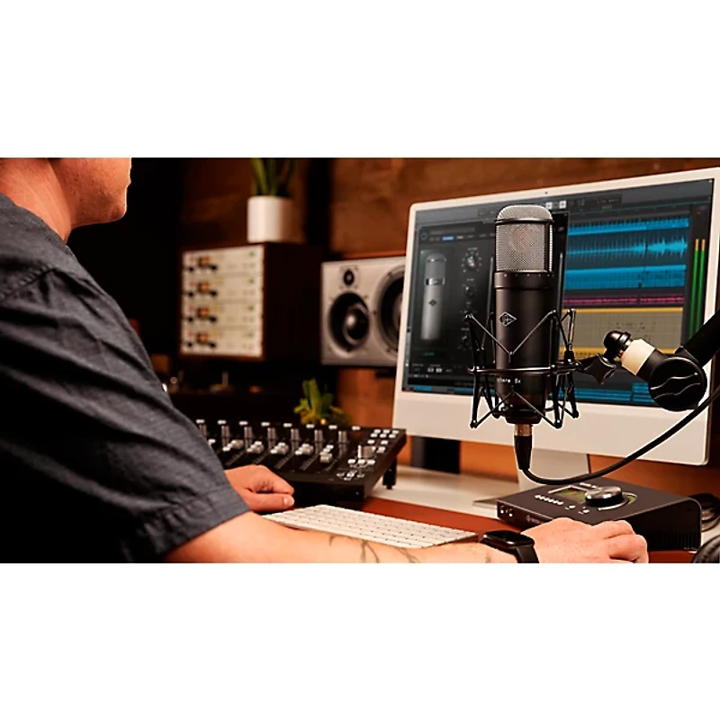 Universal Audio Sphere DLX Modeling Microphone