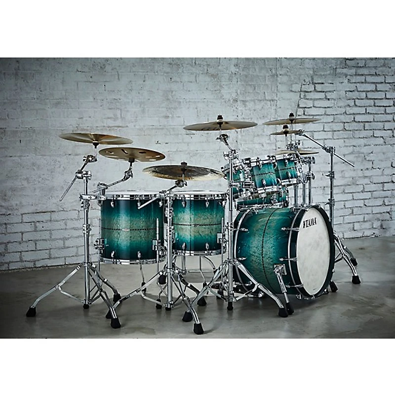 Restock TAMA STAR Factory Vault - Maple 5-Piece Shell Pack With 22" Bass Drum Cerulean Birds Eye Maple Burst