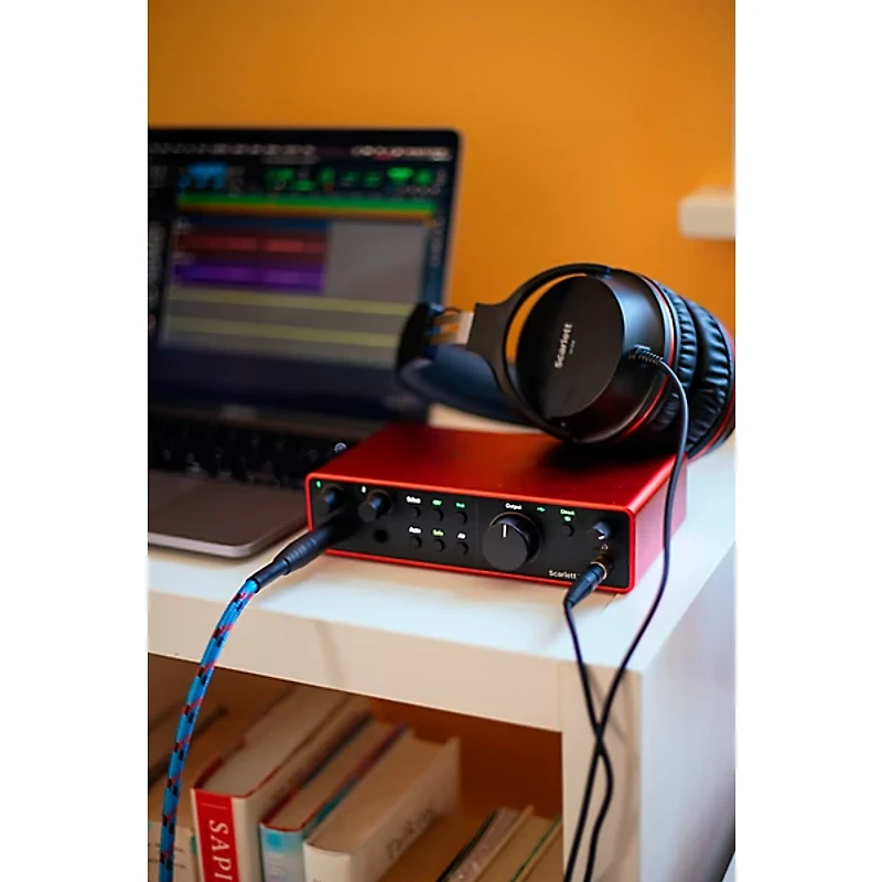 Focusrite Scarlett 2i2 4th Gen USB-C Audio Interface