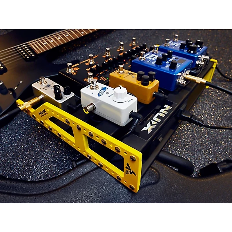 NUX Bumblebee Large Pedalboard With Carry Bag Large Black and Yellow
