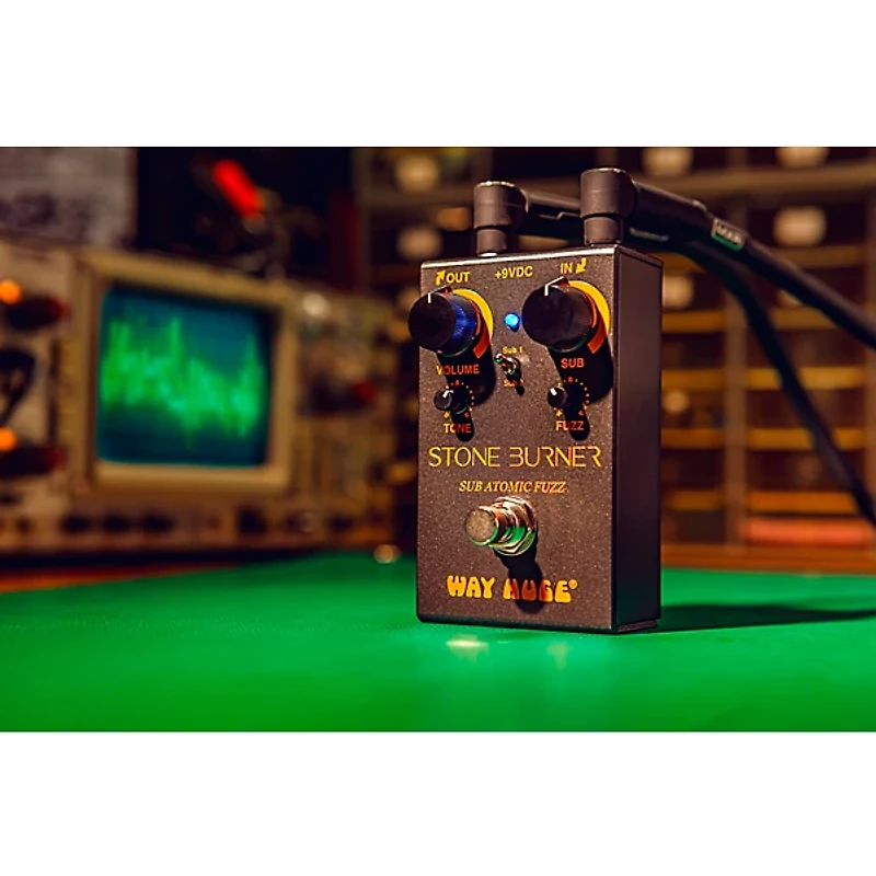 Way Huge Electronics Smalls Stone Burner Sub Atomic Fuzz Effects Pedal Black