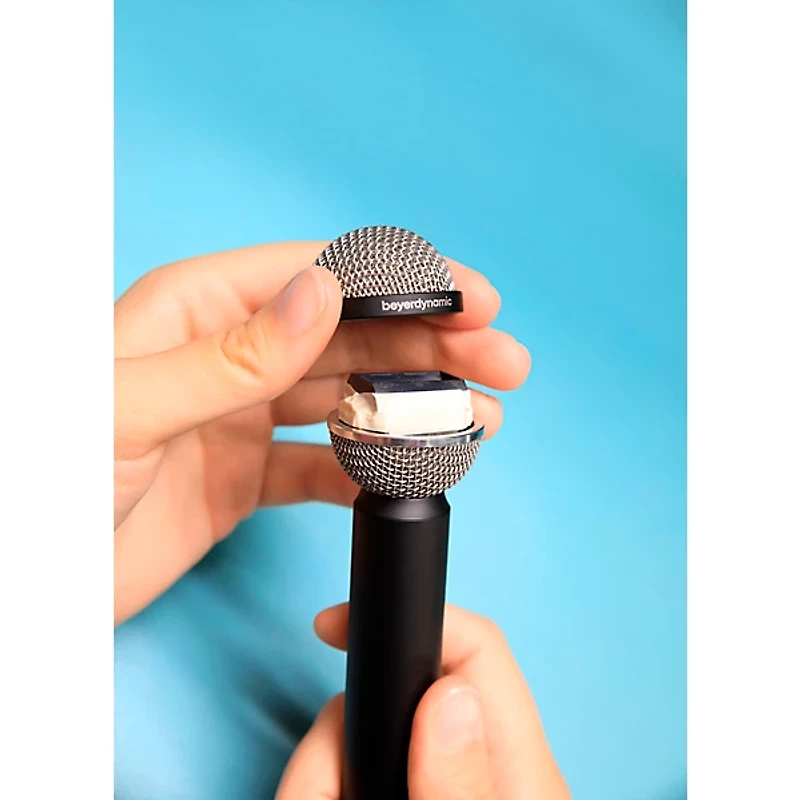 beyerdynamic M 160 Dynamic Hypercardioid Double-Ribbon Microphone