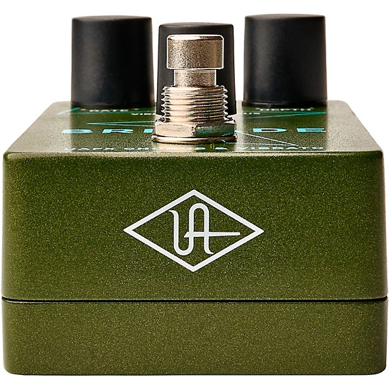 Universal Audio UAFX Brigade Chorus & Vibrato Effects Pedal - Green