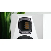 ADAM Audio A7V 7" 2-Way Powered Studio Monitor (Each), Limited-Edition Arctic White