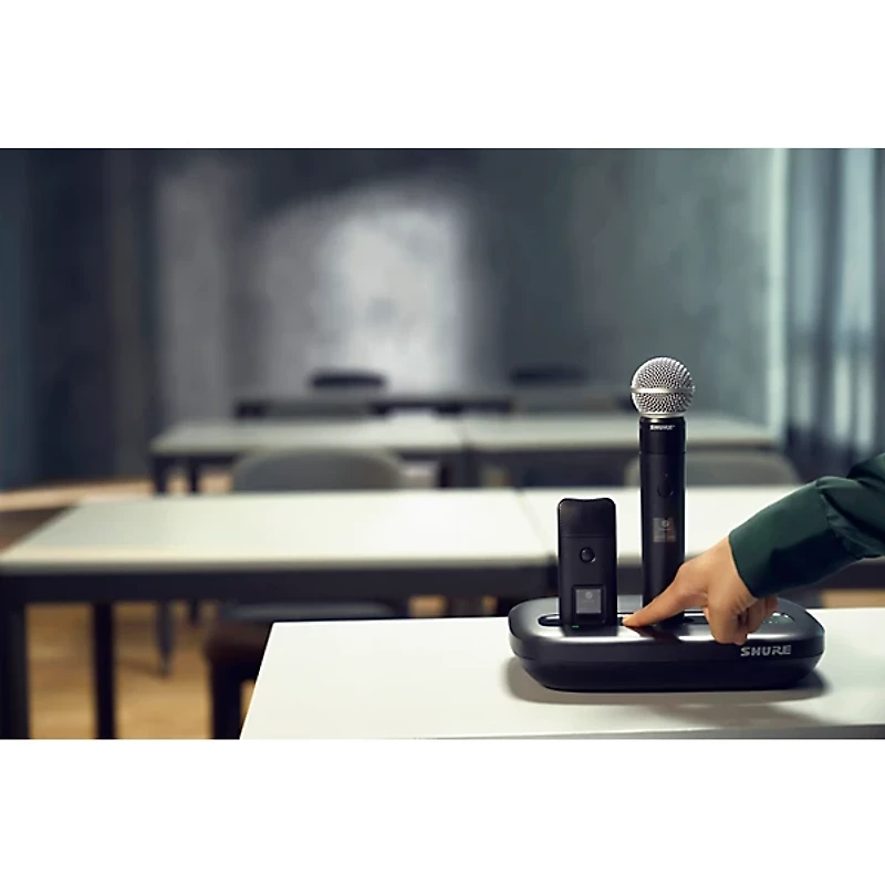 Shure MXW2X/BETA58 Wireless Handheld Transmitter with Beta 58A Microphone Band Z10