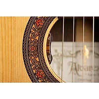 Alvarez Yairi CYM75ce Cutaway Nylon-String Classical Acoustic-Electric Guitar Natural