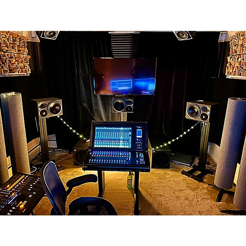 Neumann KH 810 10" Powered Studio Subwoofer (Each)