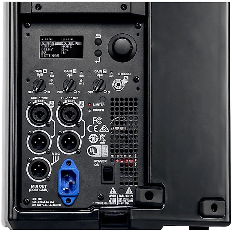 QSC K8.2 8" 2,000W Powered Speaker Pair With Tote Bags