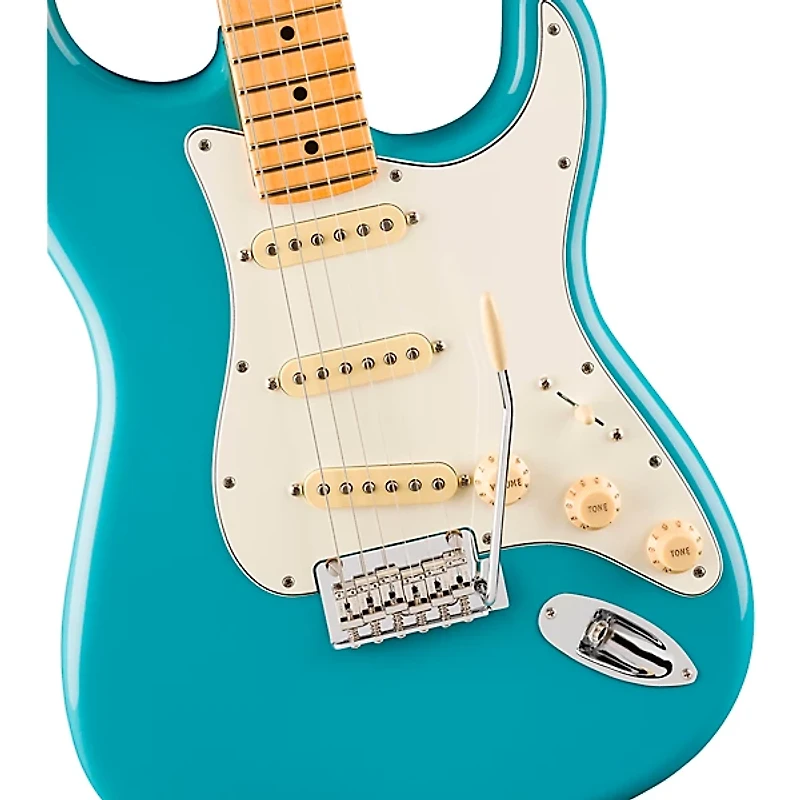 Fender Player II Stratocaster Maple Fingerboard Electric Guitar