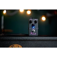 Suhr Riot Black Edition Distortion Effects Pedal