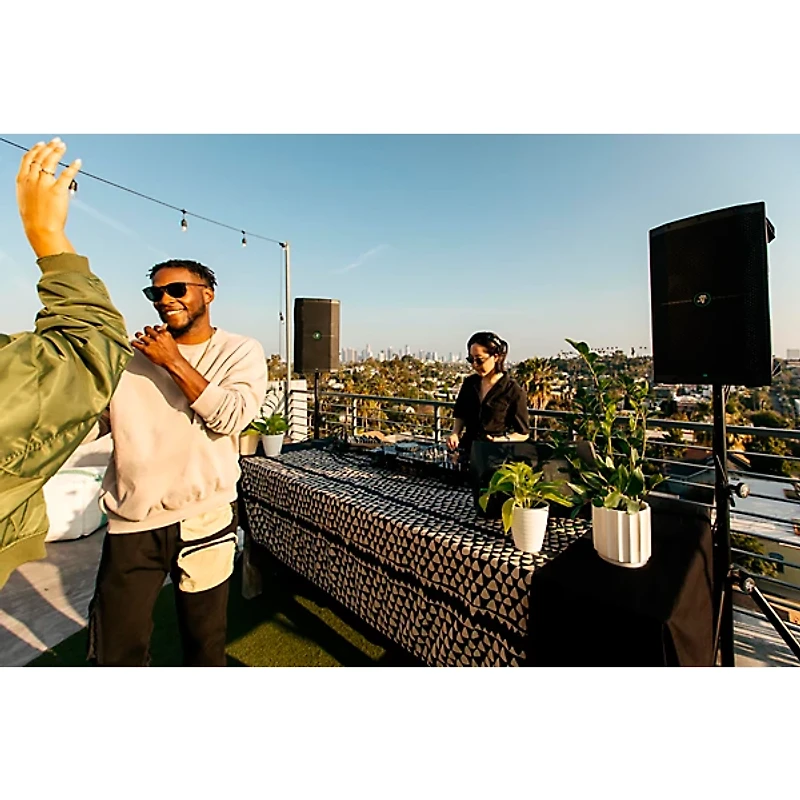 Mackie Thump210 10" 1,400W Compact Powered Loudspeaker