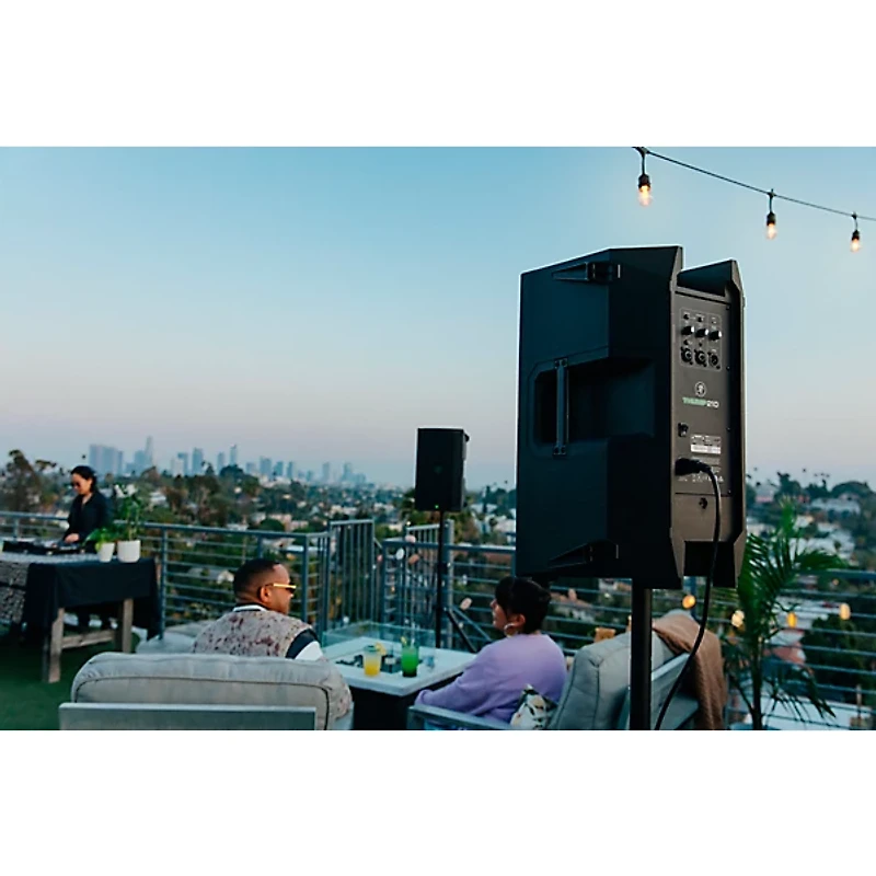 Mackie Thump210 10" 1,400W Compact Powered Loudspeaker