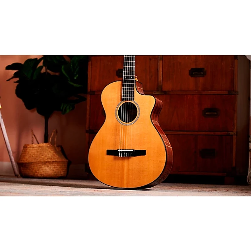 Taylor 212ce-N Plus Grand Concert Nylon-String Acoustic-Electric Guitar Natural