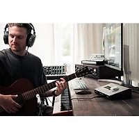 Universal Audio Apollo x4 Gen 2 12x18 Thunderbolt 3 Audio Interface
