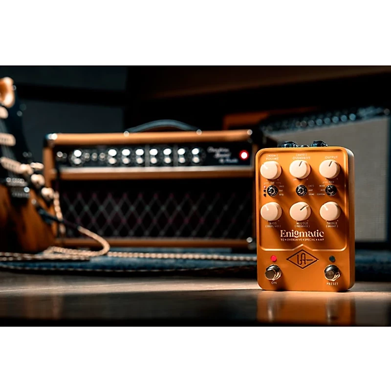 Universal Audio UAFX Enigmatic '82 Overdrive Special Amp Effects Pedal - Tan
