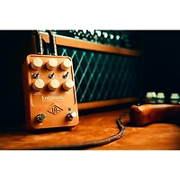 Universal Audio UAFX Enigmatic '82 Overdrive Special Amp Effects Pedal - Tan